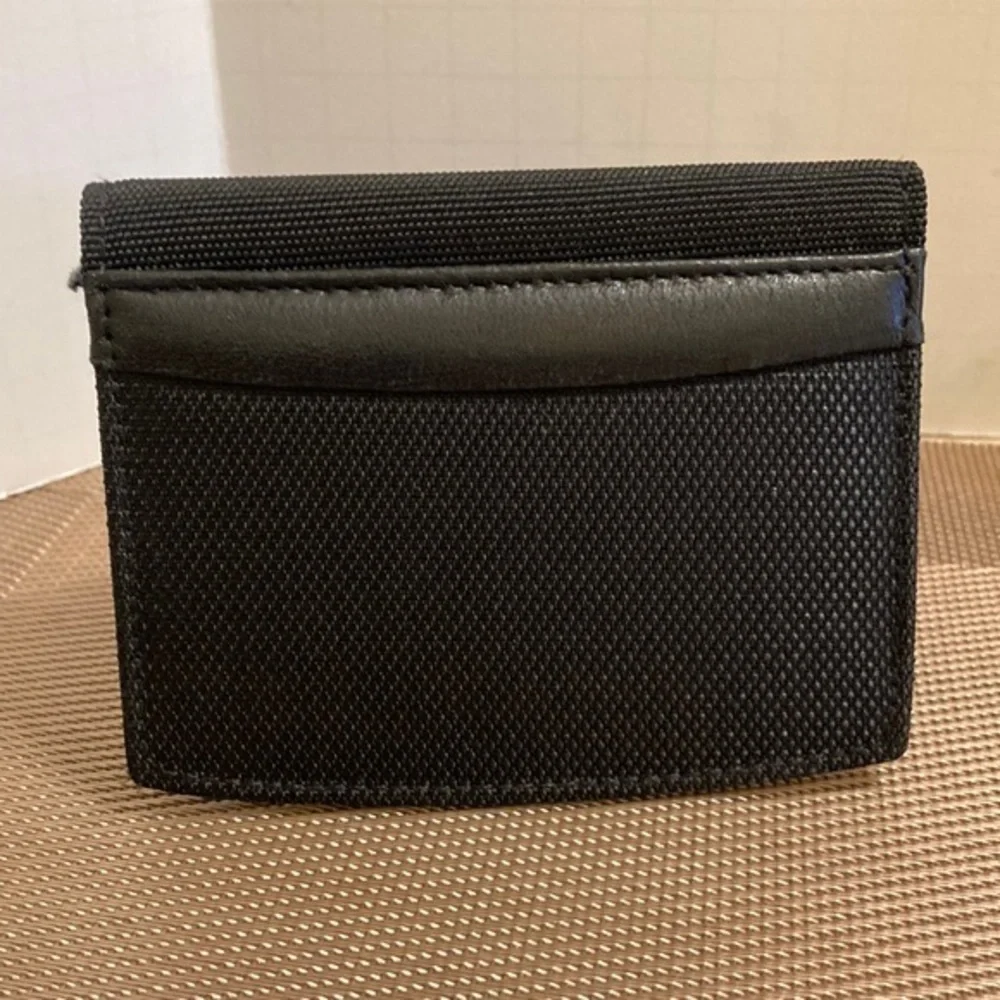 NWOT Buxton nylon with leather trim black ID/credit card bifold wallet